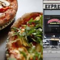 
www.expresspizza.dk 

Has Provet their burger some twice, which decided is also among the better (til et pizzaria), it is and will be their pizz at Express Pizza in Copenhagen