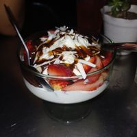 Fresas con crema, 10/10 at Shottas Medellin Vegan Food in Medellin