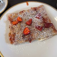 Crêpe mit Erdbeermarmelade   at Les Téméraires in Luebeck