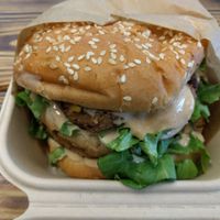 Mac Daddy at Organix Vegan Deli in Los Angeles