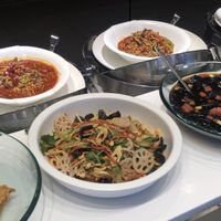 Buffet at Yù Sù Gé in Chengdu