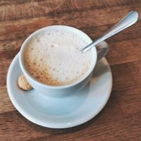 Cappuccino mit Hafermilch at Erdapfel in Luebeck