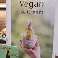 Vegan sign :) at Akushu Cafe ORGANIC - 握手カフェオーガニック in Hiroshima