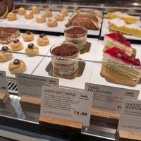 vegan tiramisú at MXP - Bindi Dolci e Caffè - T1 in Ferno