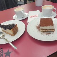 Tiramisu i cheesecake at 26KG in Barcelona
