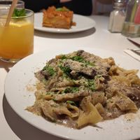 Tagliatelle ai funghi and Lasagna Napoletana at 26KG in Barcelona
