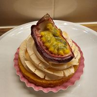 Passievrucht taartje at Lente - Vegan Patisserie in Gouda