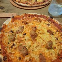 My pineapple pizza 🍕 at Front Room in Barry