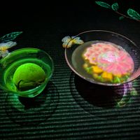Barley latte and green tea and coconut gelato at En Tea House in Tokyo