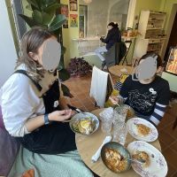 This aubergine stew with garlic naan was so good!  at Queen Beans in Uppsala