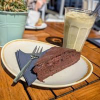 Vegan chocolate cherry cake at Blusch Quality Coffee in Alkmaar