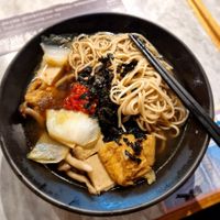 Delicious and healthy food at an amazing prixe at Vege Creek 蔬河 - Yanji St in Taipei