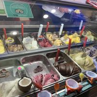 White handles are vegan! at Gelateria Valentino in Rome