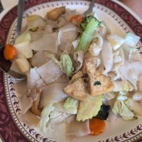 Tofu noodle (delicious garlic flavor, still my fave dish!) at Thai Hut in Santa Maria