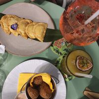 Ravioli zucca e frittelle di avocado at Temakinho Milano Navigli in Milan