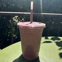 berry smoothie   at Craft Cafe at Mingei in San Diego