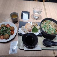 Yummy hot soba + tempura + fallafel & salad + soba cha = 2450 yen on 2025.11.25 at Dashi & Soba Suisha in Hiroshima