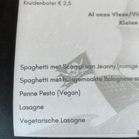 Menu  at Strandpaviljoen De Piraat in Cadzand