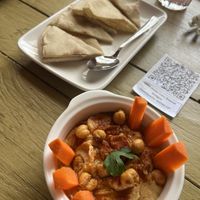 Humus y pan pita  at Almendra in Antigua