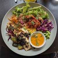 Sambal Mains (  "fishy tofu" (tofu + algues)  maison et Sauce Mangue épicée) at Monkey Mood in Capbreton