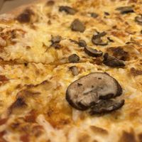 Vegan NY Cheese with extra shrooms  at I Scream for Pizza in Sunderland