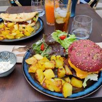 Table at Vertueux in Agde