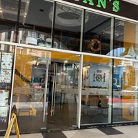 entry at Giligan's Restaurant in Pasay