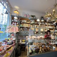 Front counter  at De Laatste Kruimel - Prinsenstraat in Amsterdam