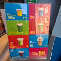 Choix de boissons chaudes & froides 🥤 at Okja in East London