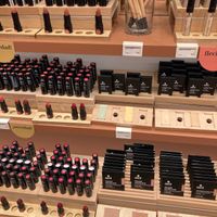  at Avril Cosmética Bio in Madrid