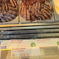 Vegan clearly labelled at Jijonenca in Palafrugell