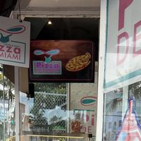 Logo  at Pizza De Miami 2 in Miami Beach