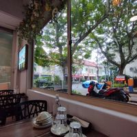 Nice view, different vibe at Lập Vegetarian Restaurant in Central Singapore