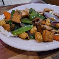 Ginger plate with tofu - includes lots of snow peas and baby corn at Silver Spoon in Chicago