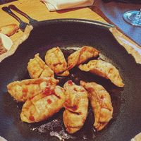Gyozas con verduras  at Arrocería Os Cachivaches in Lugo