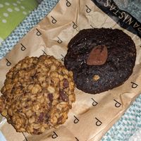 Vegan cookies at Panistas Inconformistas del Pan in Santander