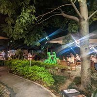 The garden of Otraparte 1 at El Café de Otraparte in Envigado