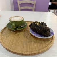 Nero pistacchio croissant  at Pasticceria Vegana Biologica La Magnolia in Verona