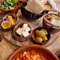 Orientalplatte und Shakshuka at Tropical Cafe  in Oberhausen