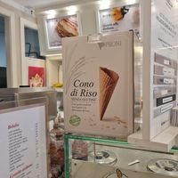 Vegan cone option available at Gioelia Cremeria in Alicante
