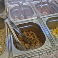 Vegan chickn pieces at POKE START-EAT in Lestartit