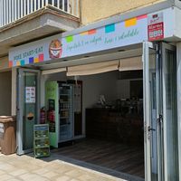 Front at POKE START-EAT in Lestartit