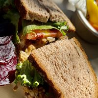 Tempeh sandwich   at Meshigane in Zikhron Yaakov