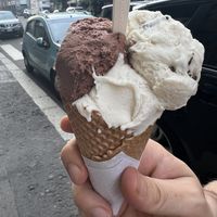 Cioccolato, nocciola, stracciatella   at Gelato Giusto in Milan