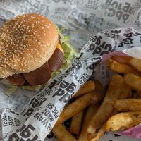 Bacn-cheez burger and fries at Odd Burger in Victoria