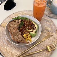 Pain et avocat   at COCO coffee shop in Tarbes