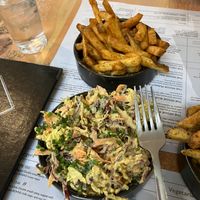 House fries and vegan slaw.  at BOHNS in Nottingham