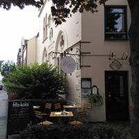 building at Mae's in Bonn