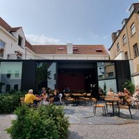 Outside terrace at the back
 at Hawaiian Poké Bowl - Simon Stevinplein in Bruges