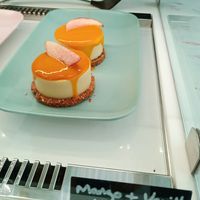 Vegan cheesecakes at Picnic in Antibes